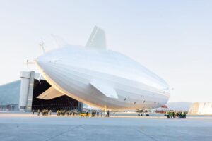 Revolution in the Sky: The Giant Airship Twice the Size of a Boeing 747-8 Unveiled by Google’s Co-Founder – See the Future of Air Travel